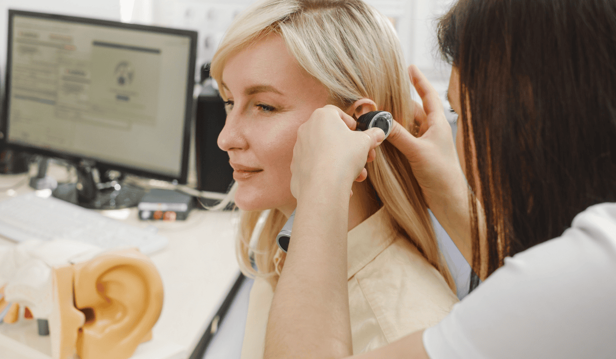 Rechargeable vs. Battery-Powered Hearing Aids Which Is Right for You